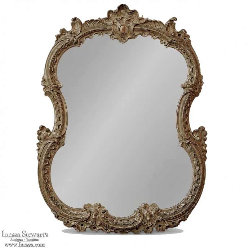 Italian 19th Century Louis XV Carved Giltwood Mirror