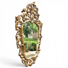 Italian Baroque Giltwood Mirror