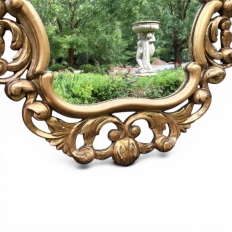 Italian Baroque Giltwood Mirror