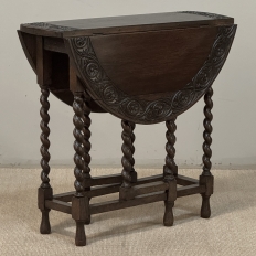 19th Century English Oak Gateleg Drop Leaf Occasional Table