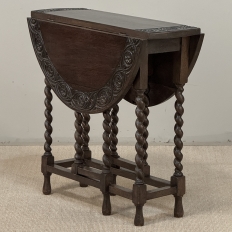19th Century English Oak Gateleg Drop Leaf Occasional Table