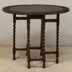 19th Century English Oak Gateleg Drop Leaf Occasional Table