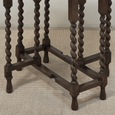 19th Century English Oak Gateleg Drop Leaf Occasional Table