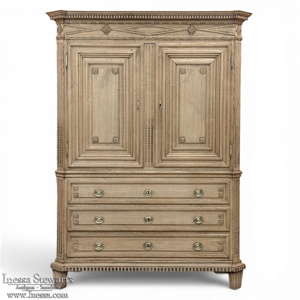 18th Century Dutch Louis XVI Period Stripped Oak Linen Press