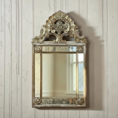 18th Century Italian Neoclassical Period Hand-Carved Giltwood Mirror