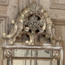 18th Century Italian Neoclassical Period Hand-Carved Giltwood Mirror
