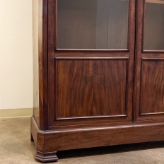 19th Century French Louis Philippe Mahogany Bookcase with Glazed Doors