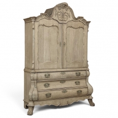 18th Century Dutch Baroque Stripped Oak Linen Press