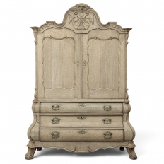 18th Century Dutch Baroque Stripped Oak Linen Press