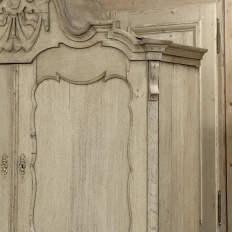18th Century Dutch Baroque Stripped Oak Linen Press