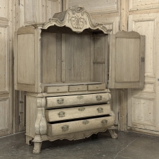 18th Century Dutch Baroque Stripped Oak Linen Press