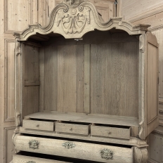 18th Century Dutch Baroque Stripped Oak Linen Press