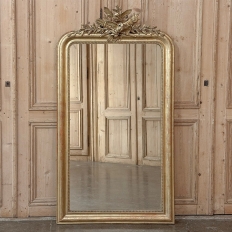 19th Century French Louis XVI Giltwood Mirror with Lovebirds