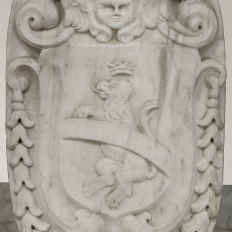 17th Century French Carrara Marble Heraldic Lion Crest with Cherub