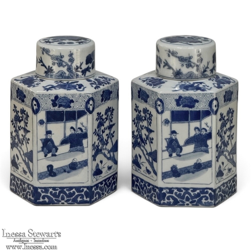 Pair Chinese Blue and White Porcelain Lidded Tea Jars