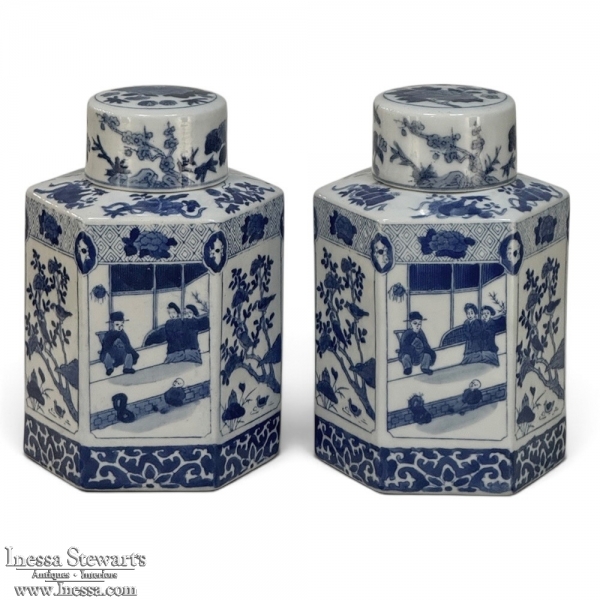 Pair Chinese Blue and White Porcelain Lidded Tea Jars