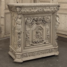 19th Century French Renaissance Revival Hand Carved Oak Buffet in Stripped Oak