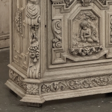 19th Century French Renaissance Revival Hand Carved Oak Buffet in Stripped Oak