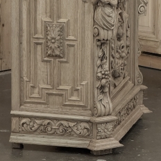 19th Century French Renaissance Revival Hand Carved Oak Buffet in Stripped Oak