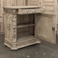 19th Century French Renaissance Revival Hand Carved Oak Buffet in Stripped Oak