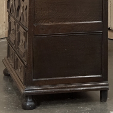 Early 19th Century English Oak Jacobean Style Chest of Drawers