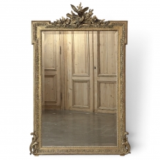 19th Century French Louis XVI Giltwood Mirror with Lovebirds