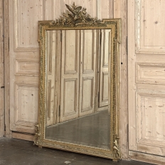 19th Century French Louis XVI Giltwood Mirror with Lovebirds