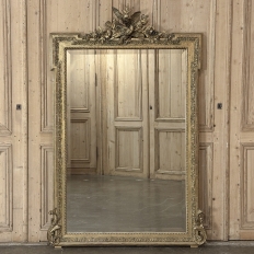 19th Century French Louis XVI Giltwood Mirror with Lovebirds