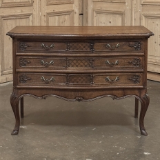 Country French Régence Style Chest of Drawers ~ Commode with Cabriole Legs