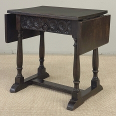 19th Century English Drop Leaf Side Table