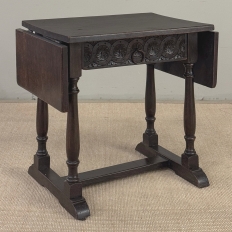19th Century English Drop Leaf Side Table