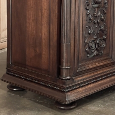 Antique 19th Century French Renaissance Revival Walnut Buffet