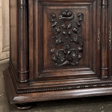 Antique 19th Century French Renaissance Revival Walnut Buffet